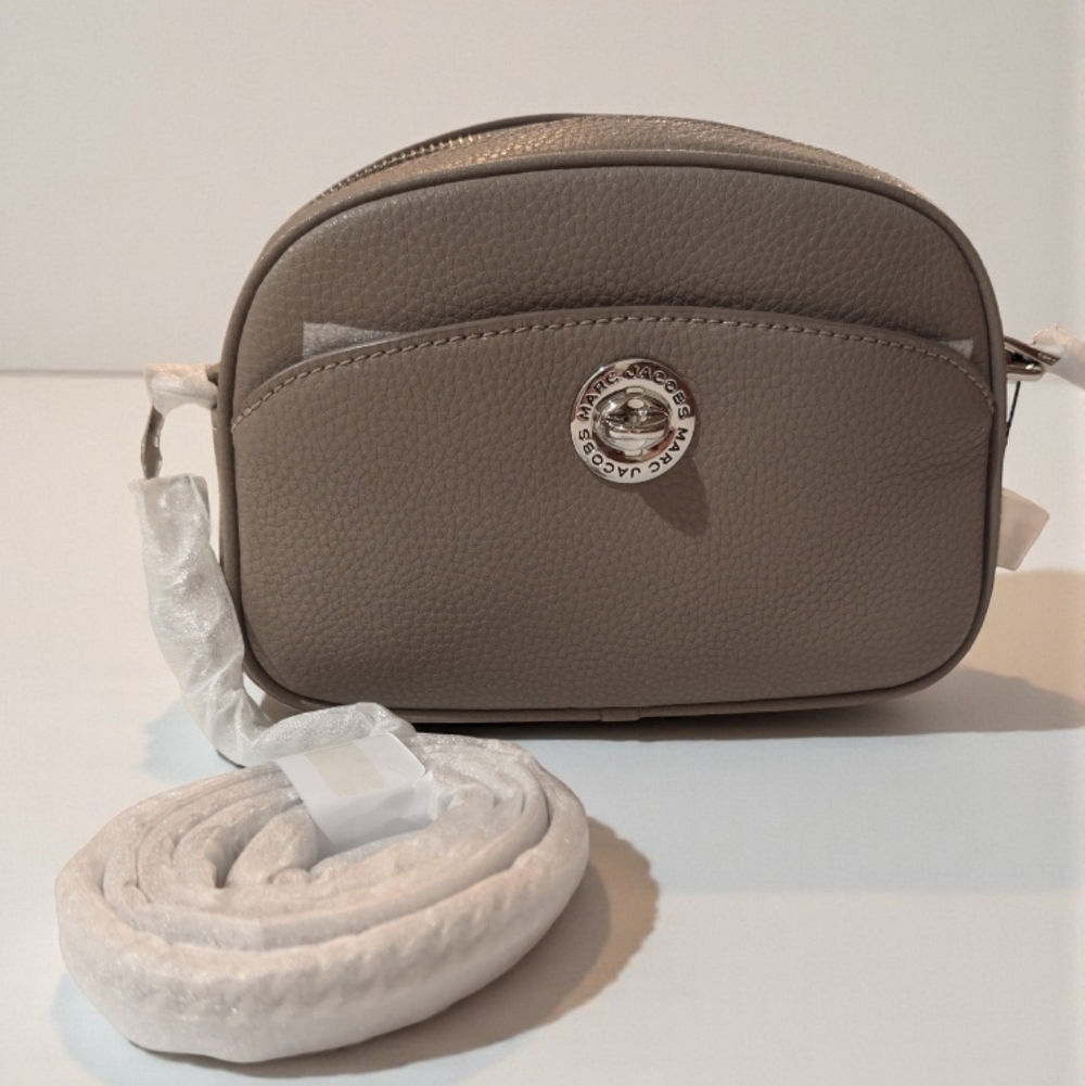 NWT Marc Jacobs Taupe Leather Crossbody Bag - Picture 5 of 10